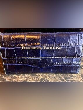 Dooney & Bourke Croc-Embossed Leather Wallet - Navy Blue